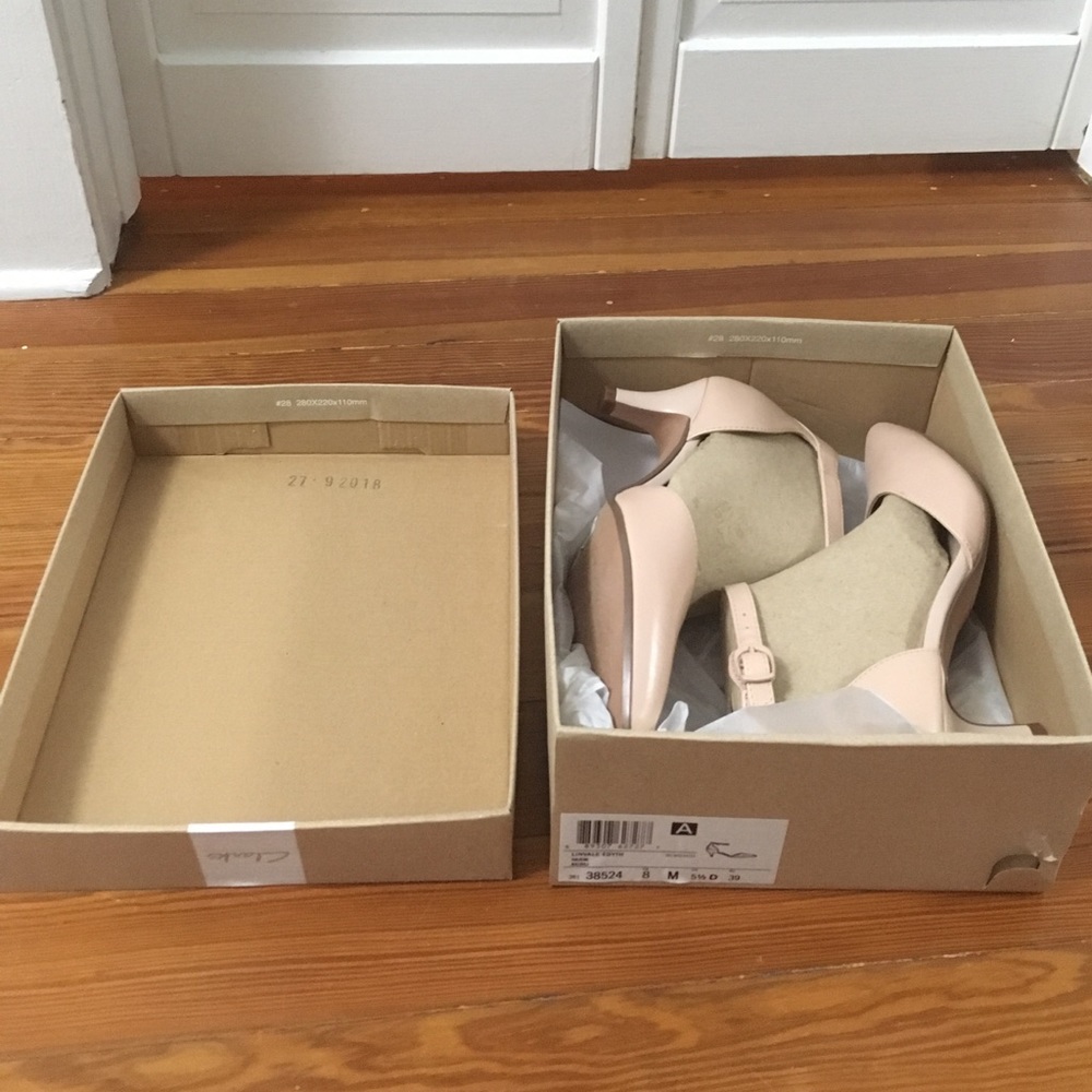 NWT Clarks Linvale Edyth Light Pink Pump